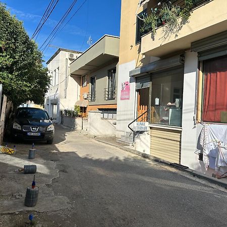 Central Comfort Suites Tirana Exterior foto